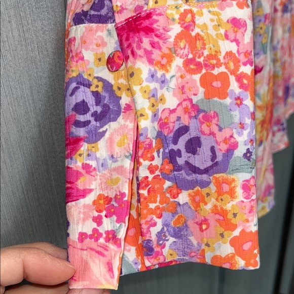 H&M Multicolor Floral Button Down Shirt - Picture 6 of 9